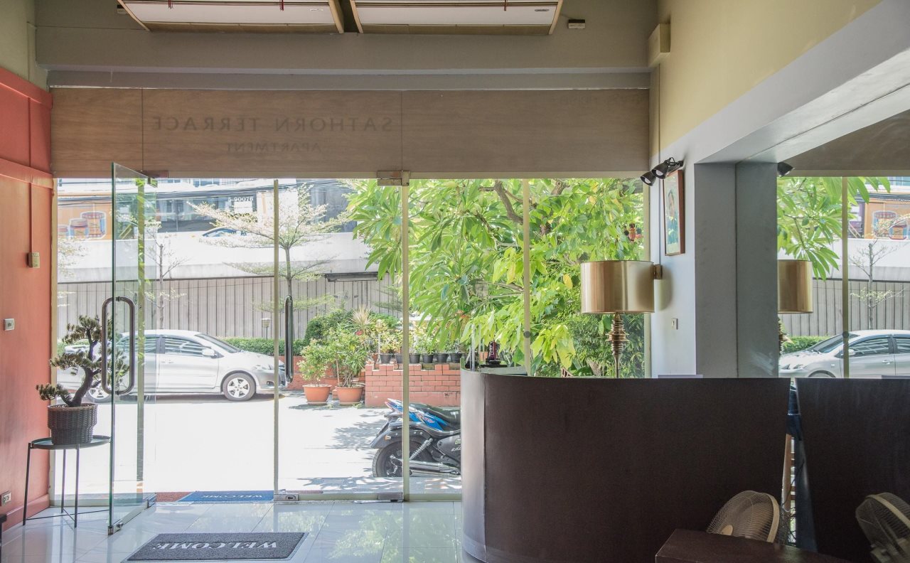 Sathorn Terrace Apartment & Escape B&B 9