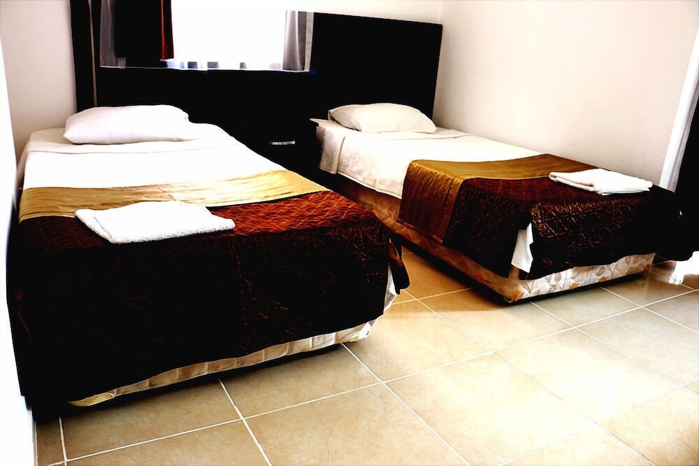 Lara Palace Hotel 8