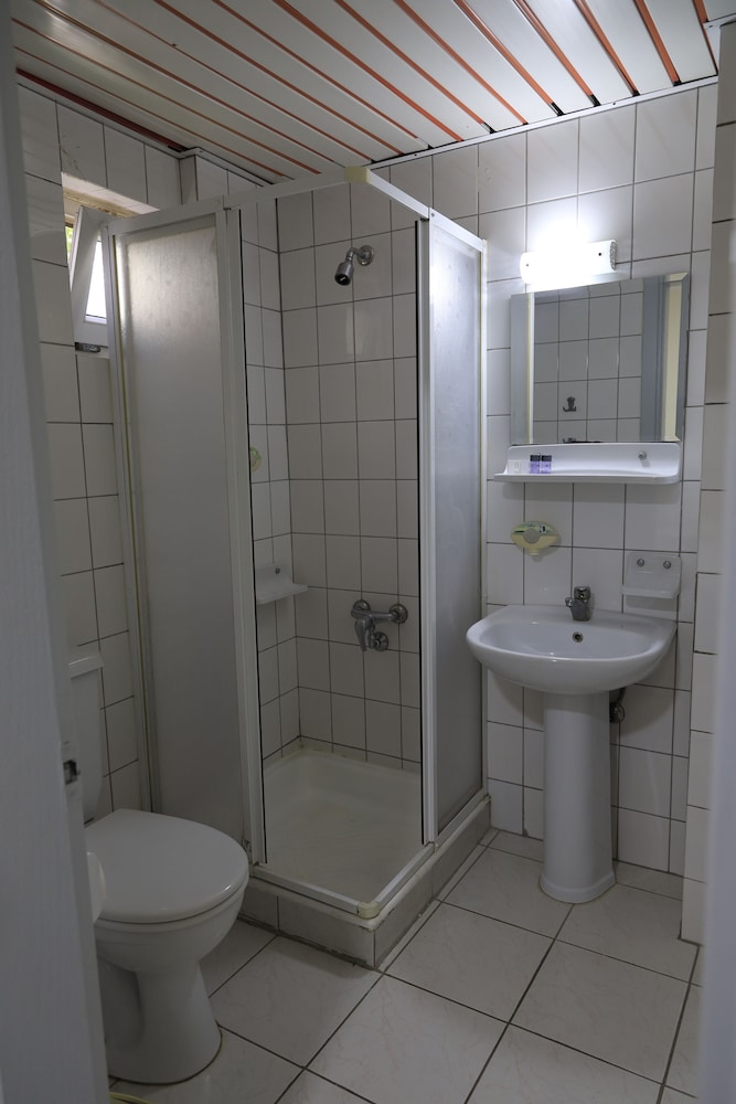 Elit Otel 14
