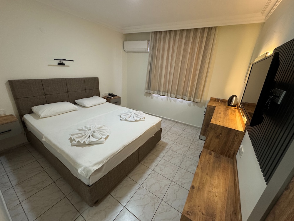 Elit Otel 13