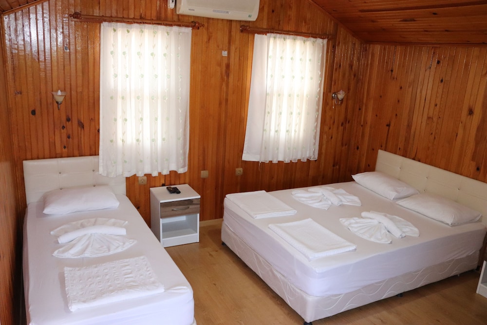 Plaj Hotel 8