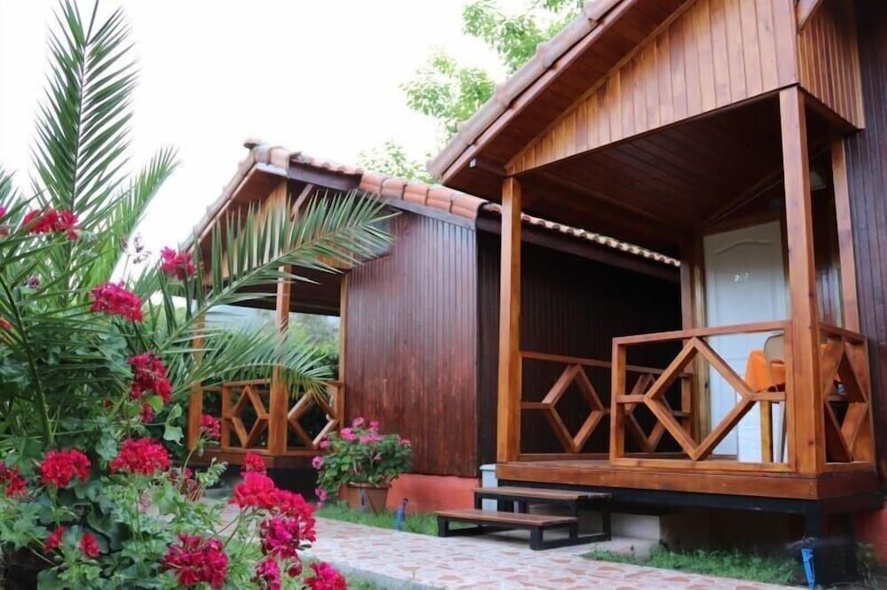 Plaj Hotel 11