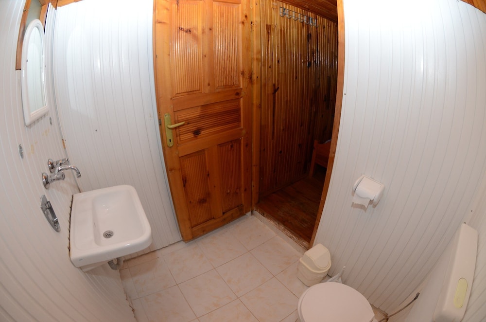 Olympos Çamlik Pansiyon 24