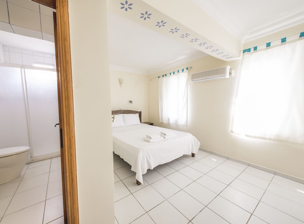 Selim Pension 7