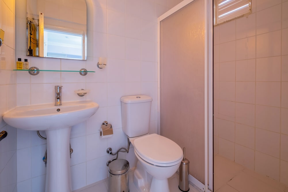 Selim Pension 12