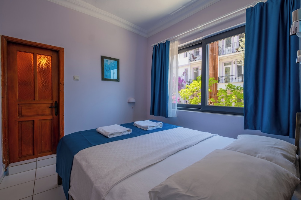Selim Pension 23