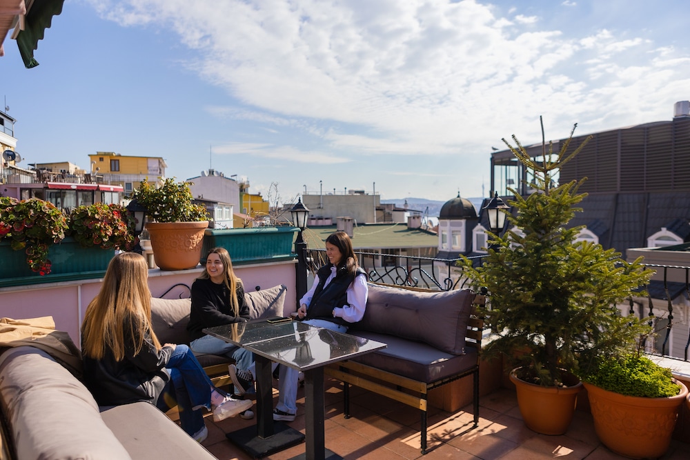 Agora Guesthouse 21