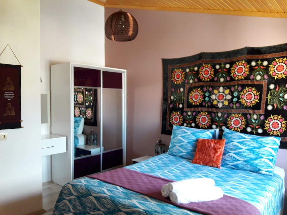 Sunset Boutique Hotel & Apartments 13
