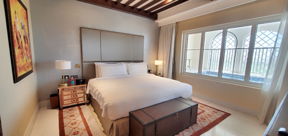 Al Habtoor Polo Resort & Club 14