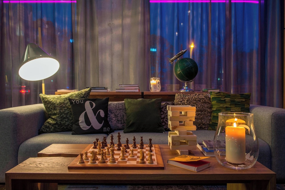 Moxy Frankfurt Airport 21