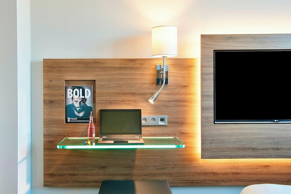 Moxy Frankfurt Airport 16