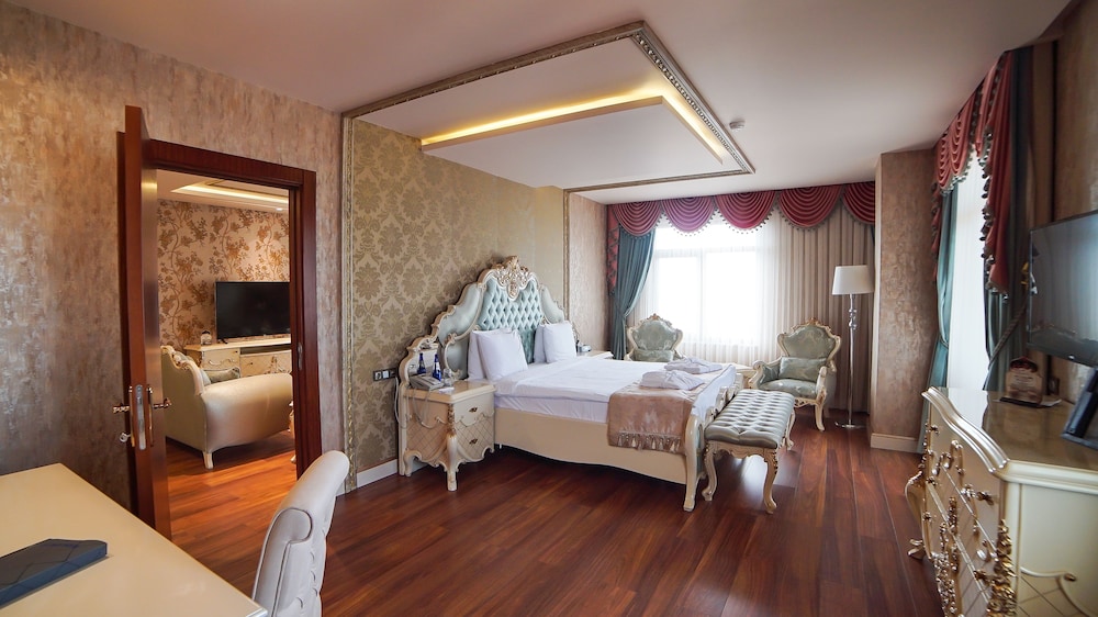 Wyndham Batumi 8