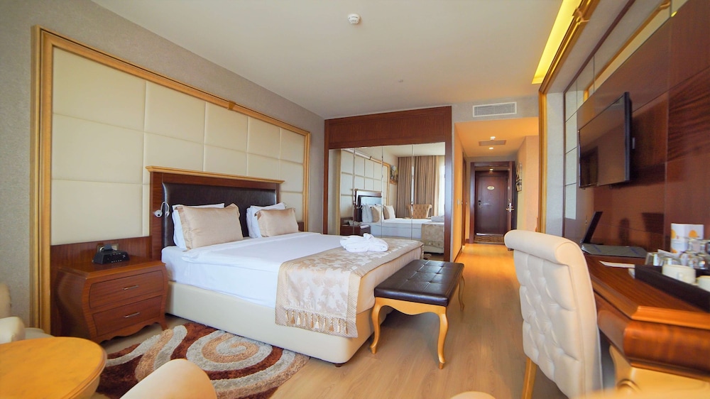 Wyndham Batumi 18