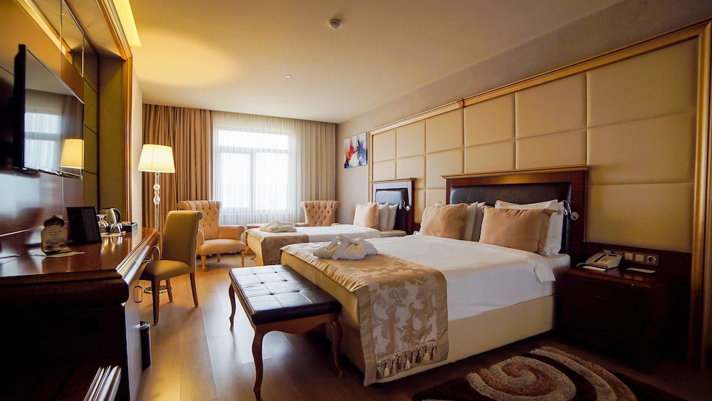 Wyndham Batumi 6