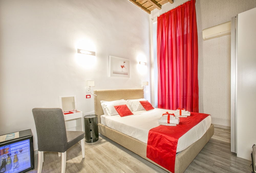 B&B History Suite 12