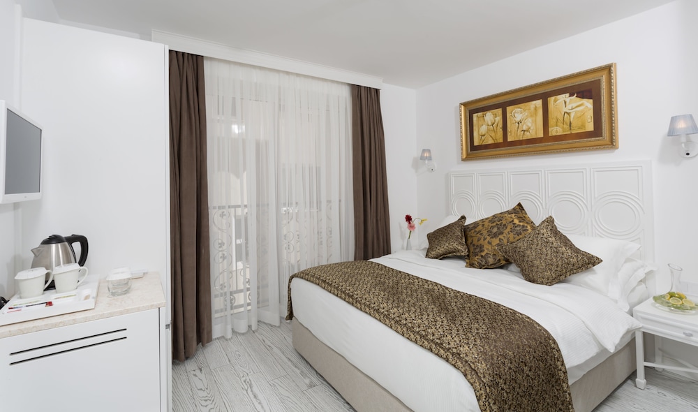Wise Hotel & Spa 11