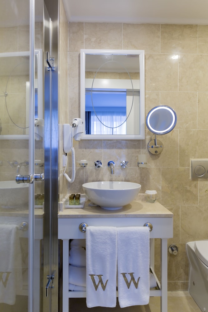 Wise Hotel & Spa 14