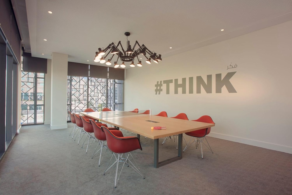 Rove Trade Centre 21