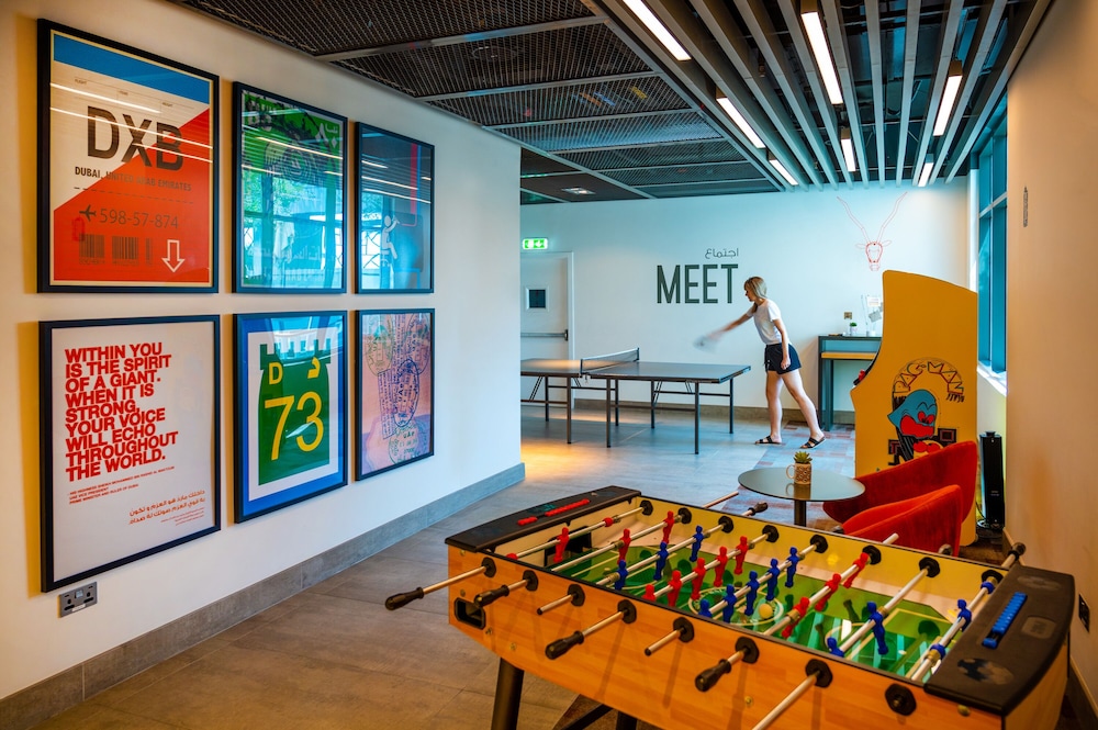Rove Trade Centre 15