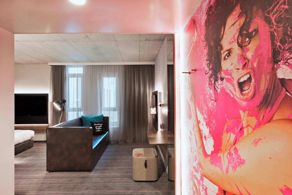 Moxy Frankfurt East 19