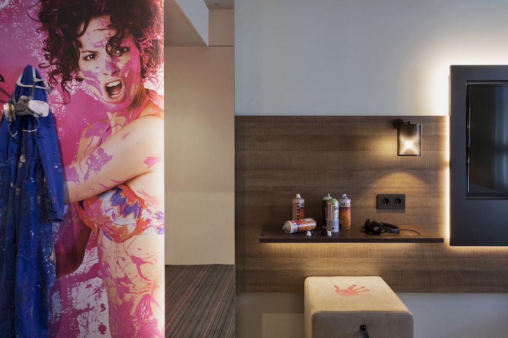 Moxy Frankfurt East 14