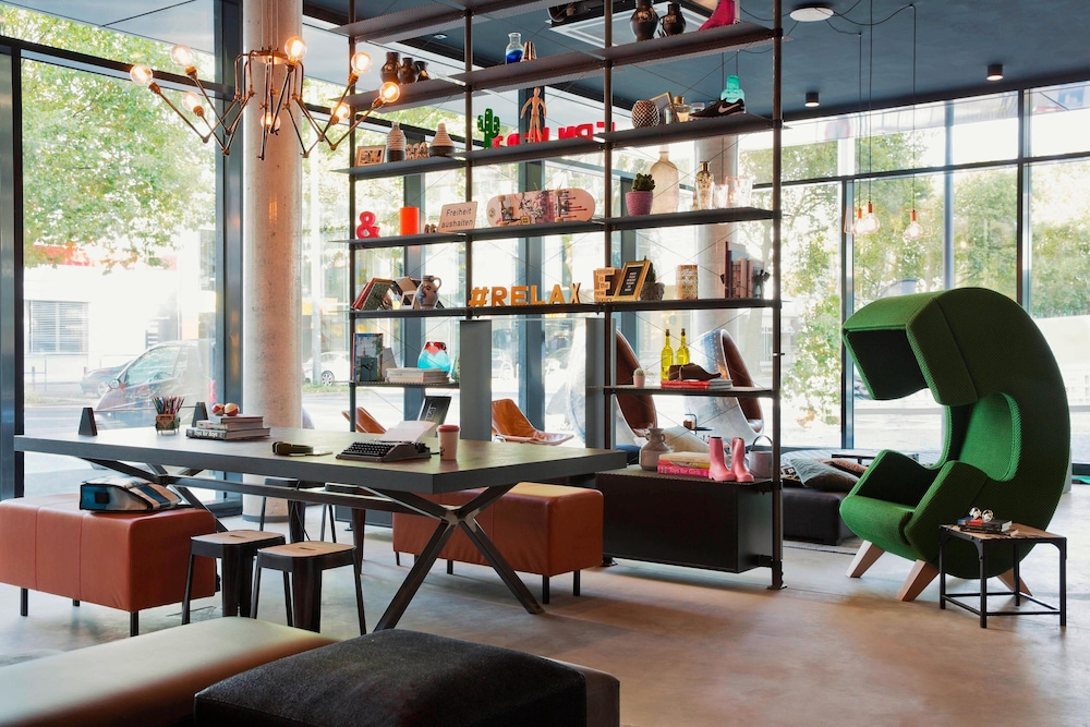 Moxy Frankfurt East 5