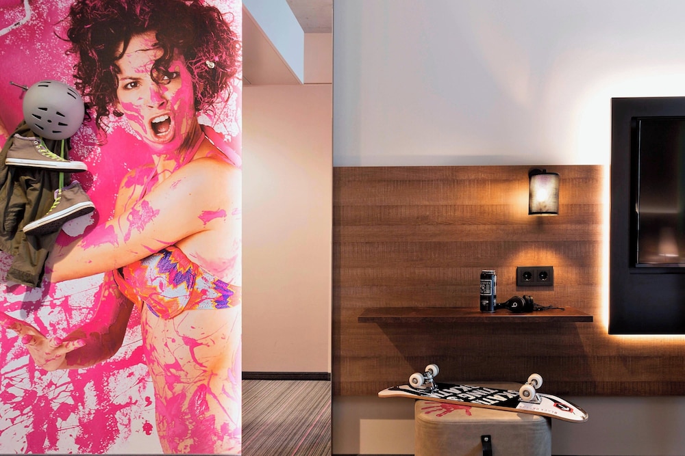 Moxy Frankfurt East 24