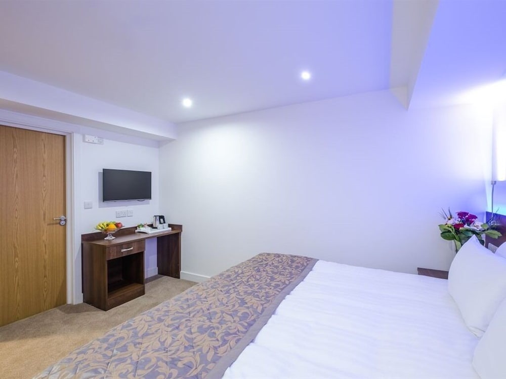Signature Hotel London 21