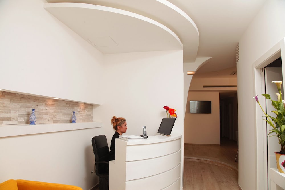 Maison Maneli Luxury B&B 3