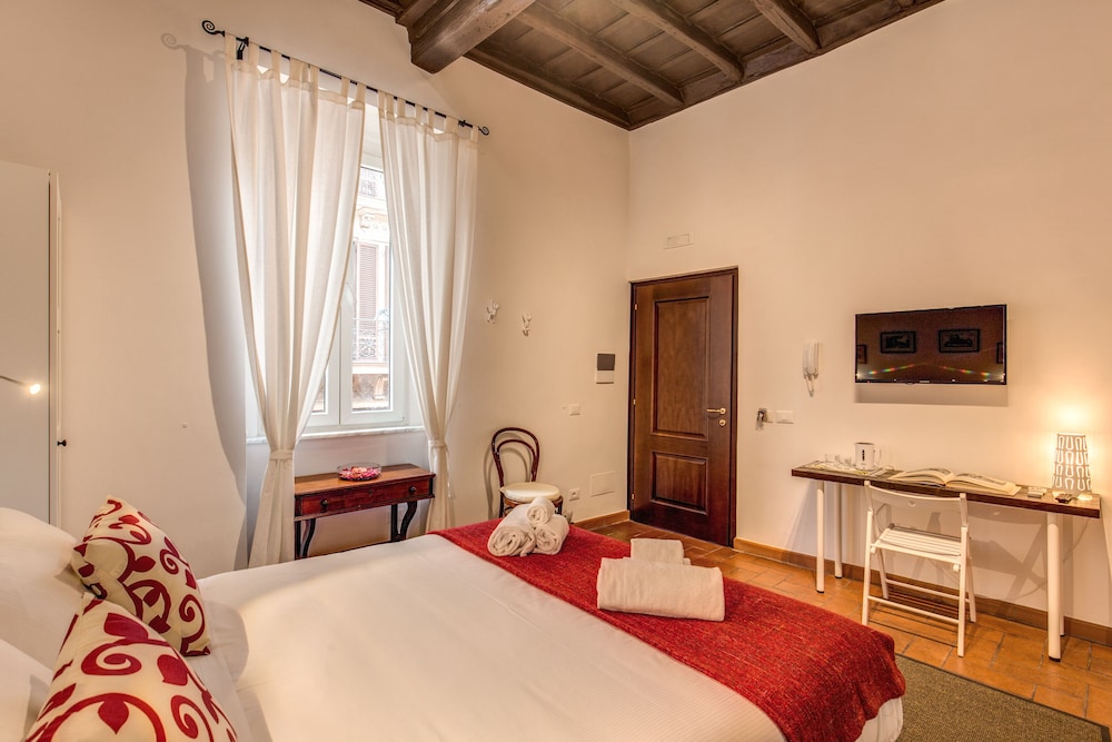Piccolo Trevi Suites 7
