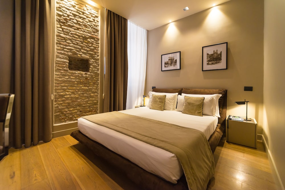 Campo Marzio Luxury Suites 1