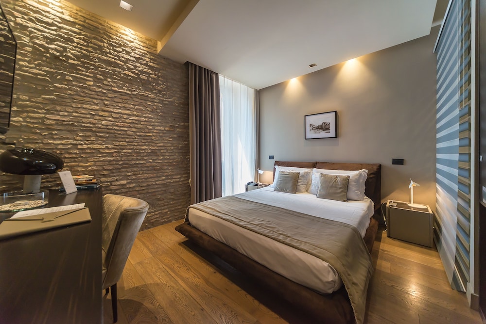Campo Marzio Luxury Suites 10