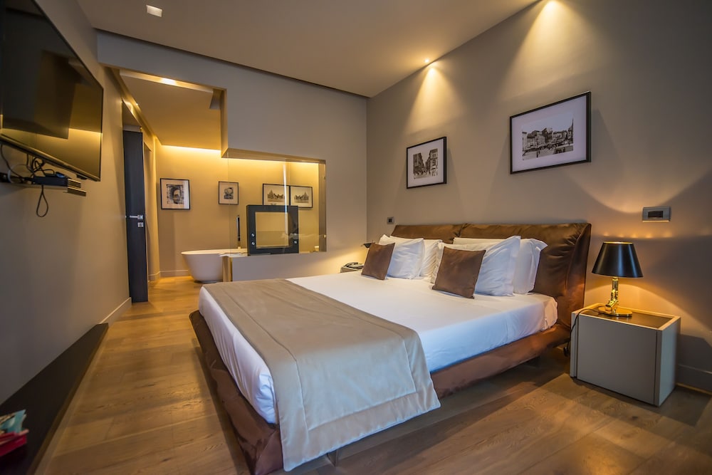 Campo Marzio Luxury Suites 13