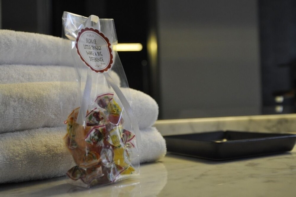 Place 24 Suites & Wellness 16
