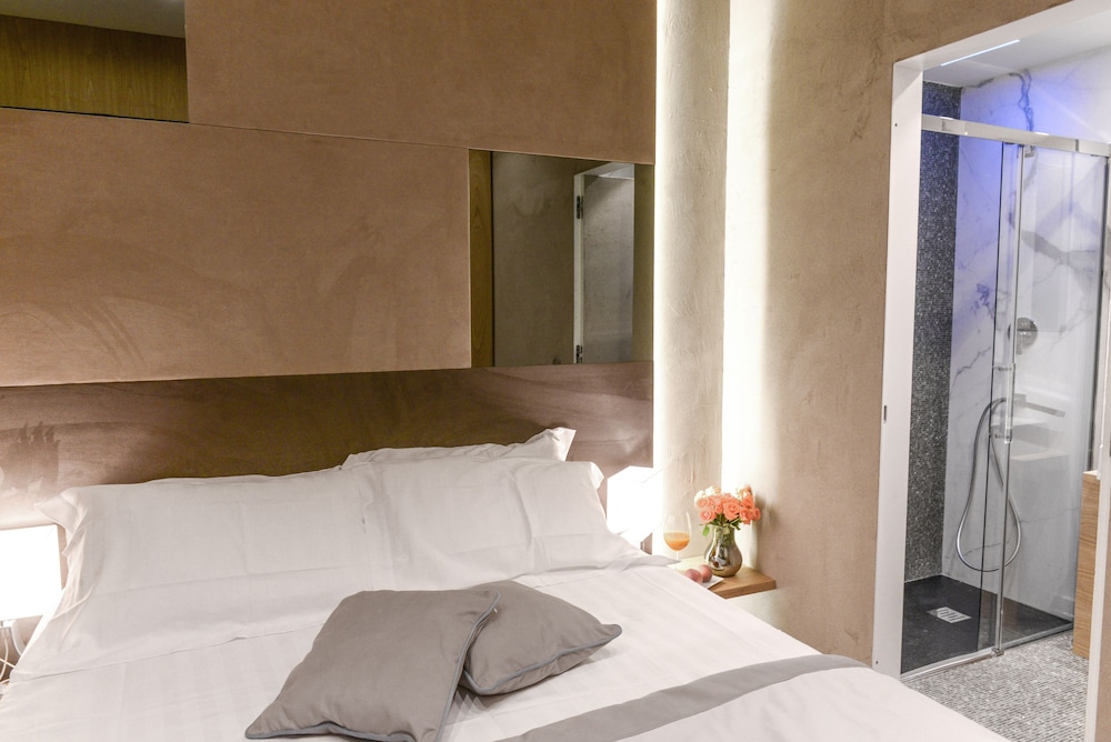Sun Suite Luxury Pantheon 13