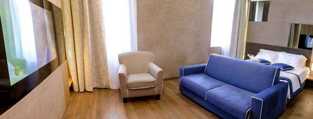 Sun Suite Luxury Pantheon 15