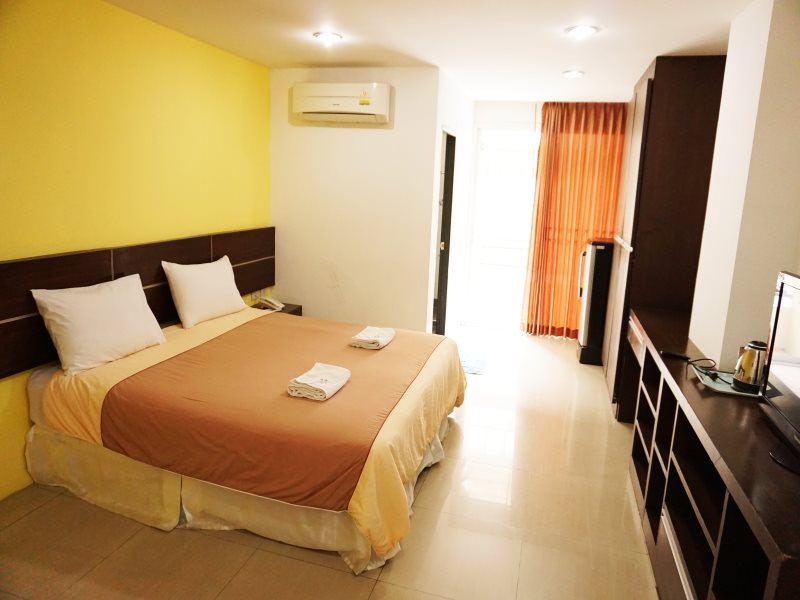 Diamond Bangkok Apartment 1