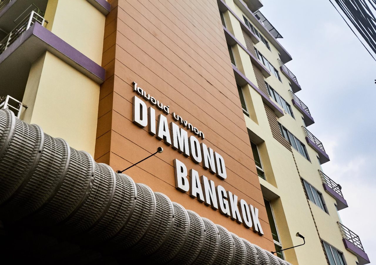 Diamond Bangkok Apartment 23