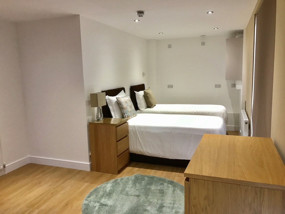 Ilford Tower Apartments 22