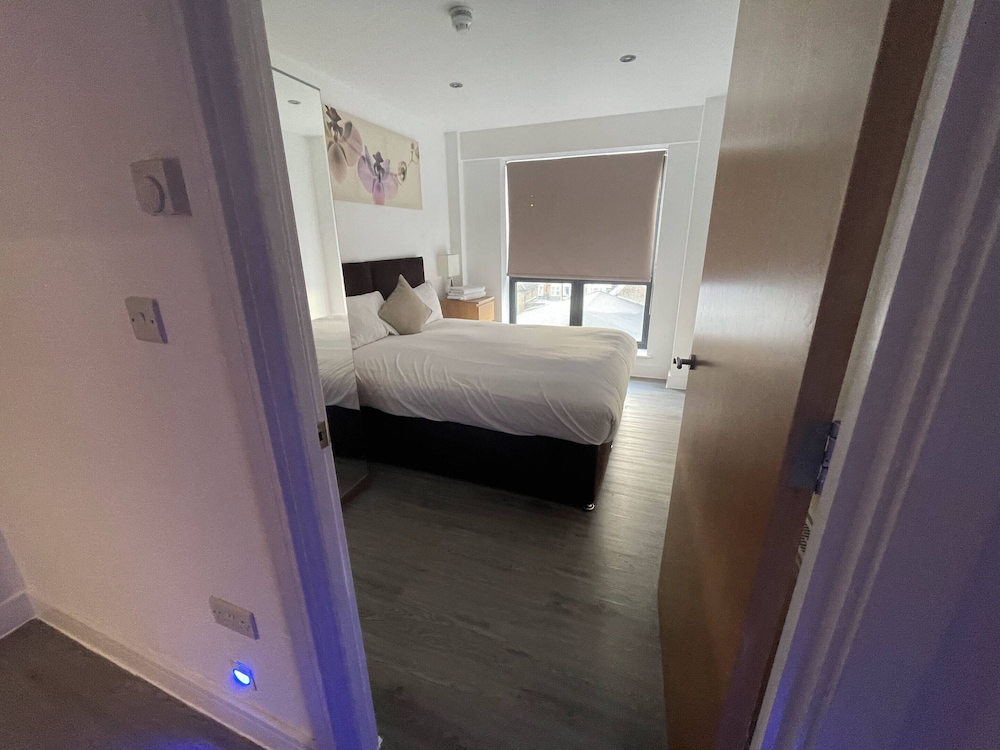 Ilford Tower Apartments 16