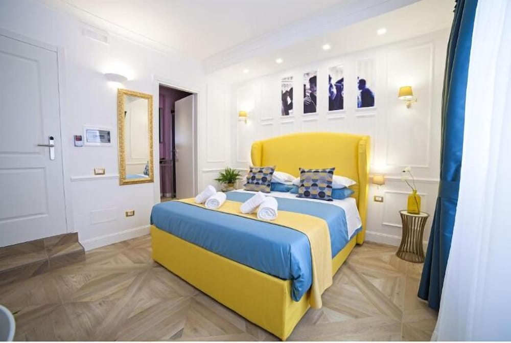 Vatican Luxury Suite 2