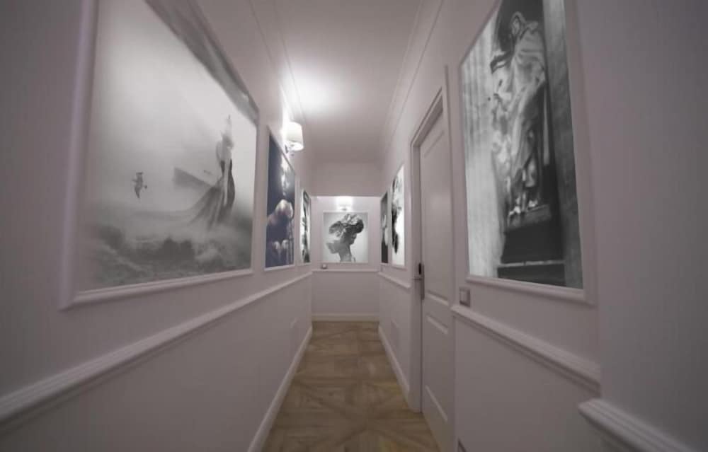 Vatican Luxury Suite 1