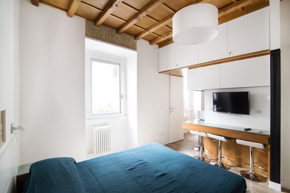 Domenichino Luxury Home 22