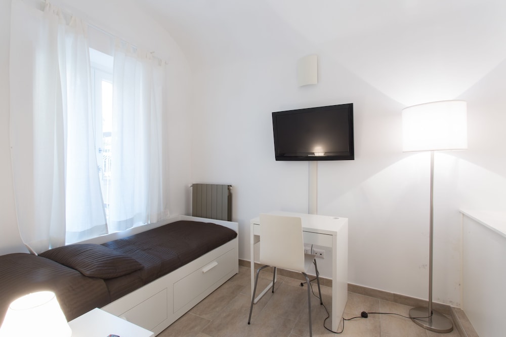 Domenichino Luxury Home 3