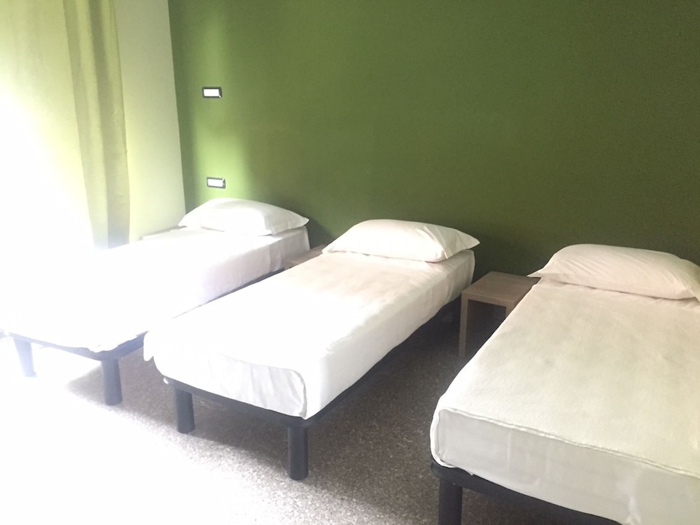Milan Hotel 5