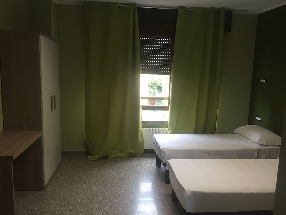 Milan Hotel 12