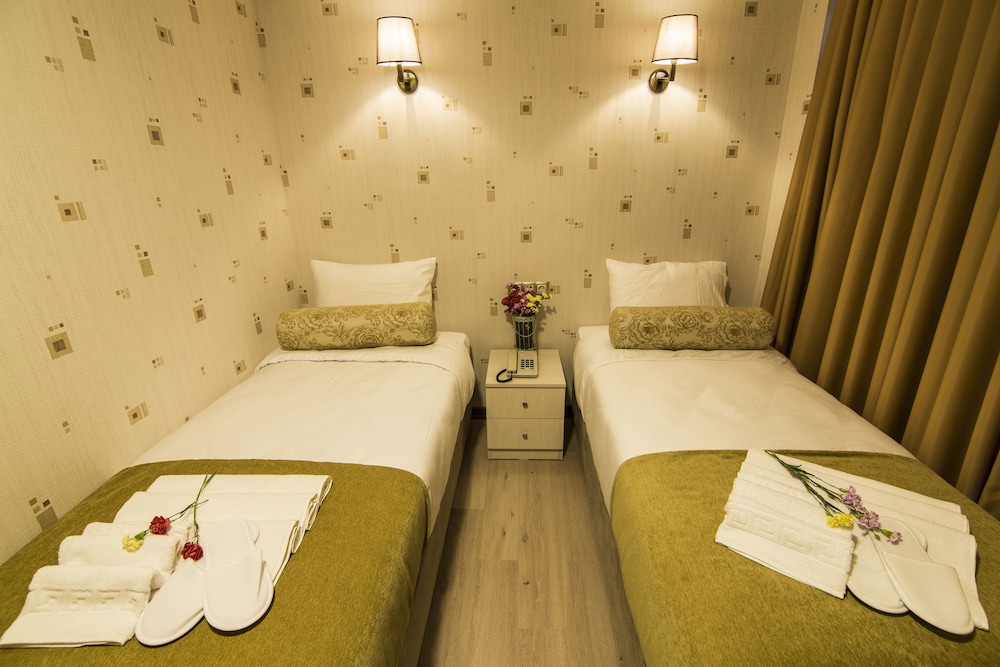 Kuzen Otel 8