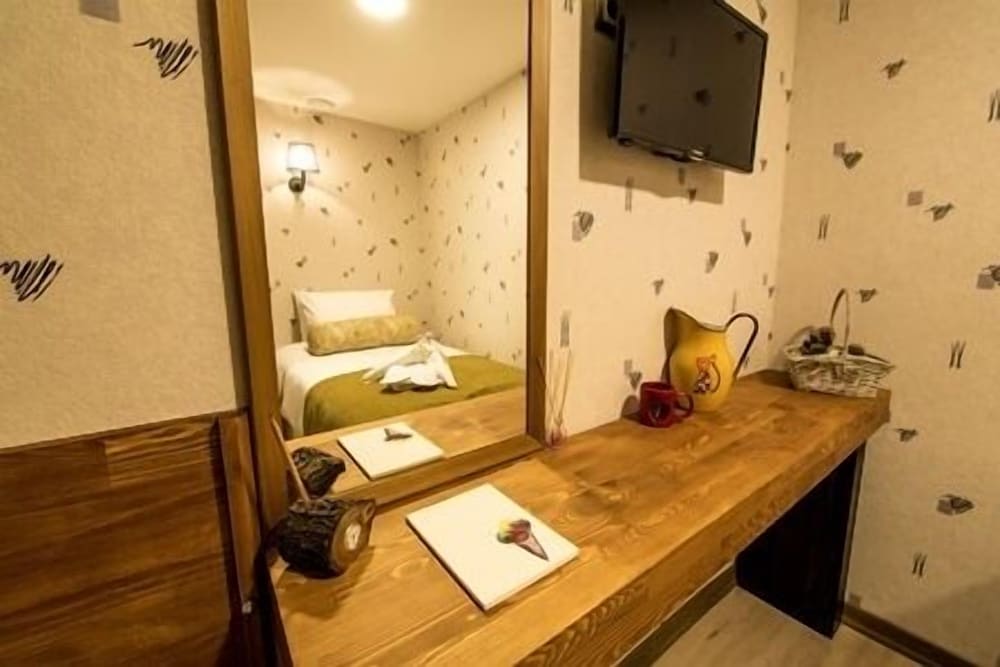 Kuzen Otel 14