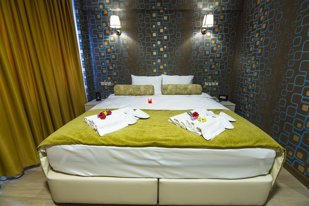 Kuzen Otel 6