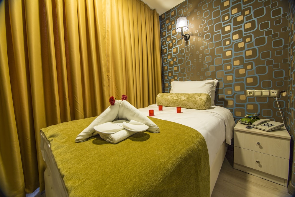 Kuzen Otel 12